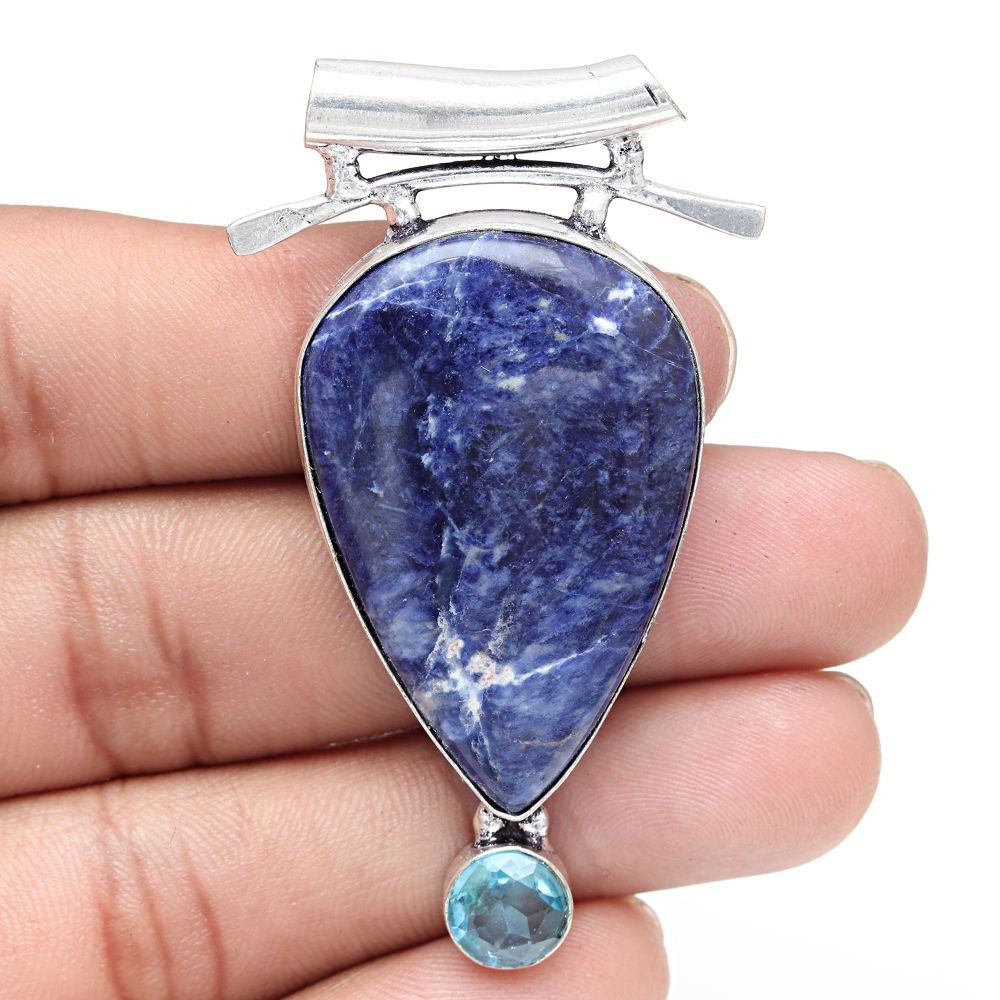 Handmade Antique Sodalite Swiss Blue Gemstone Necklace 2.25 Inches
