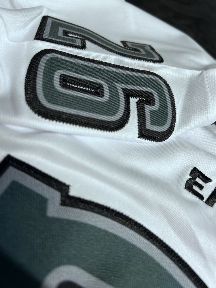 Comfortable Style: Soft & Breathable Jersey Fabric