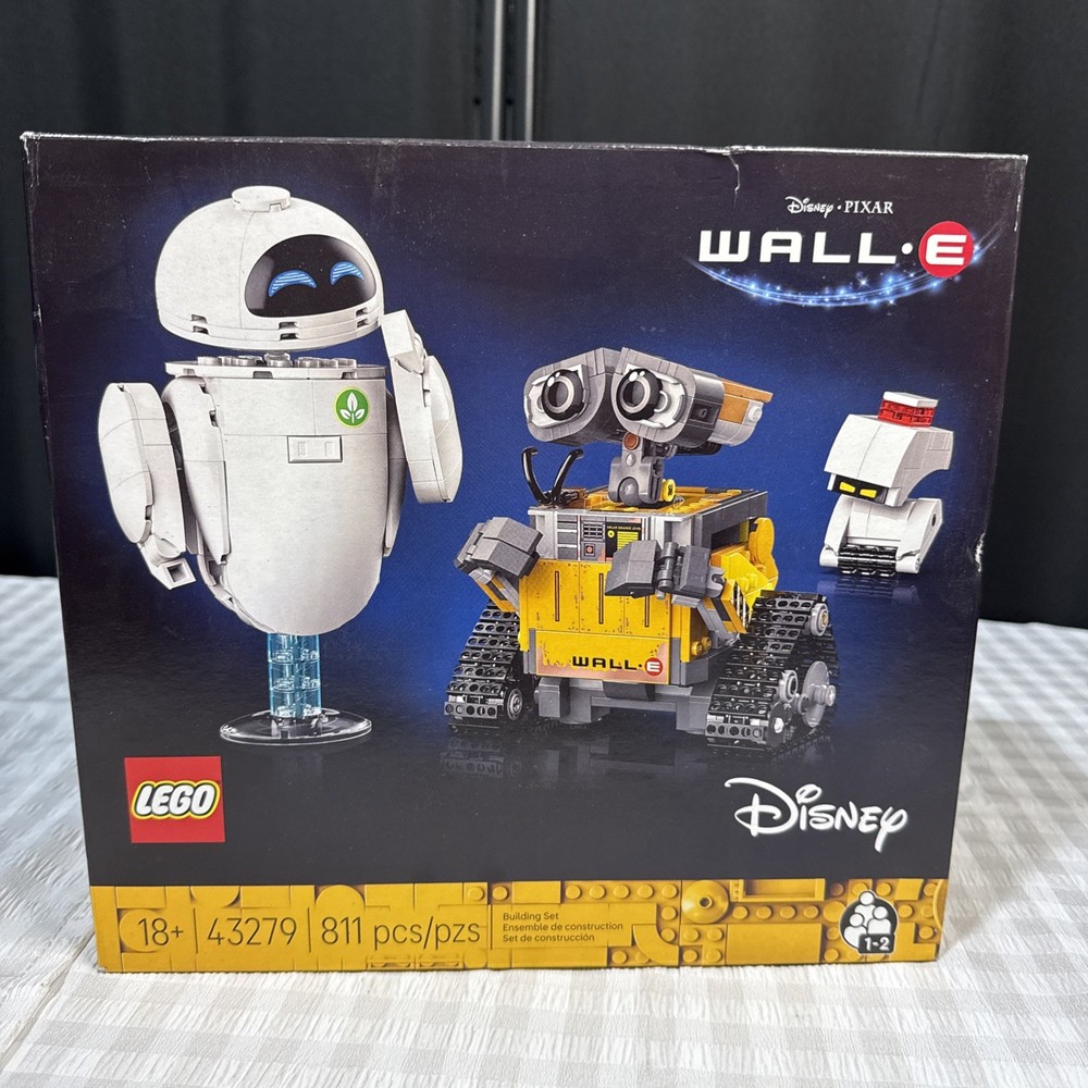 LEGO Disney Pixar WALL-E and EVE (43279) - New Sealed - 811 Pieces - 18+