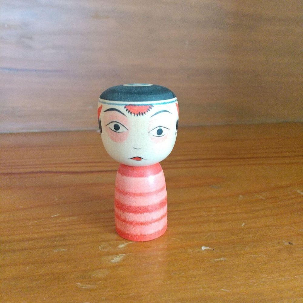 Nakanosawa Kokeshi Takobozu 2 Inch Rare Wooden Doll Collectible