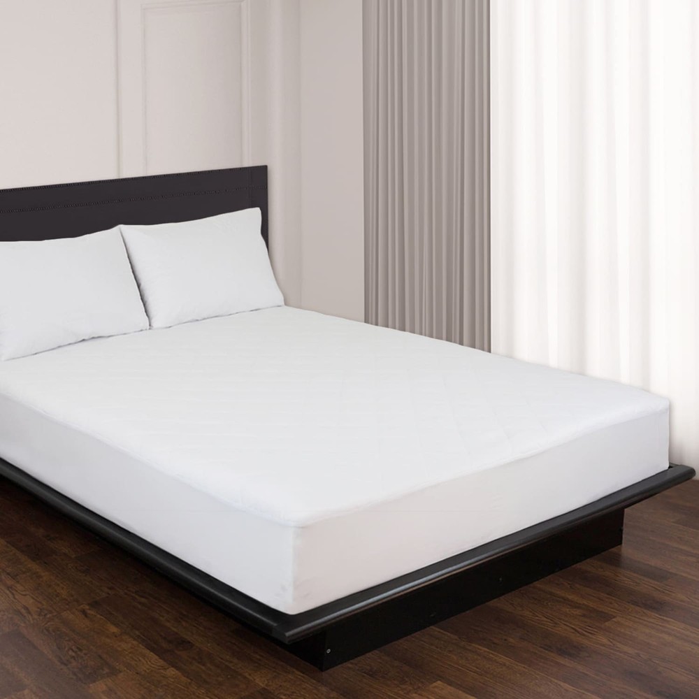 Leisure Town Full Size Cooling Soft Mattress Pad Cover in White