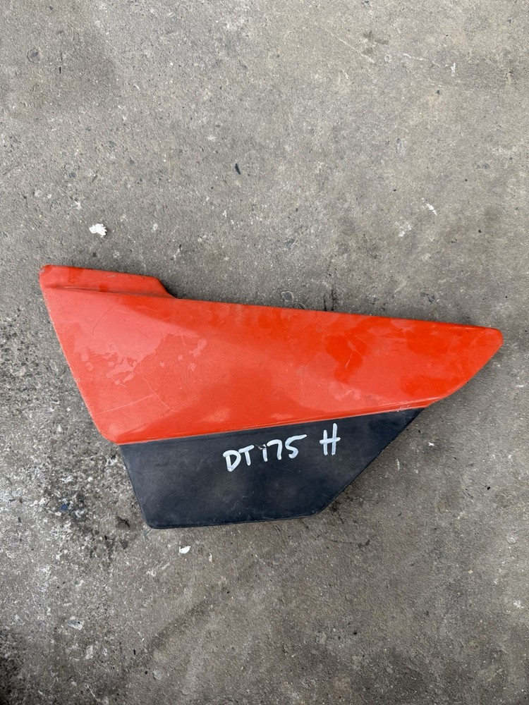 Yamaha DT125 DT 125 Side Cover Covers Plastic Trim Parts Part oem genuine