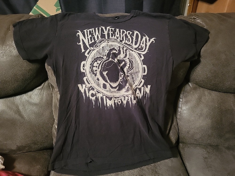 New Years Day Victim To Villain Shirt Large Rare Alternative Gothic Metal-image