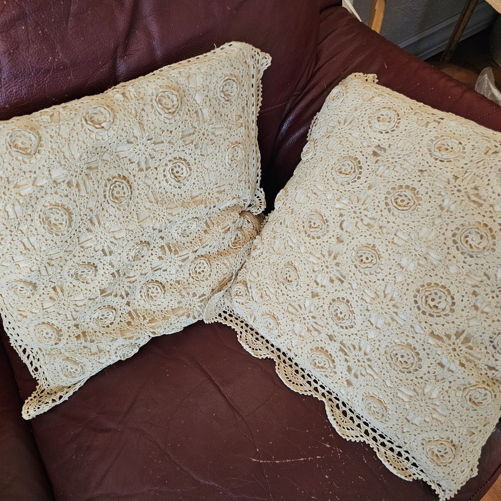 Vintage Crochet Lace Throw Accent Pillow Grannycore  Cottagecore 16