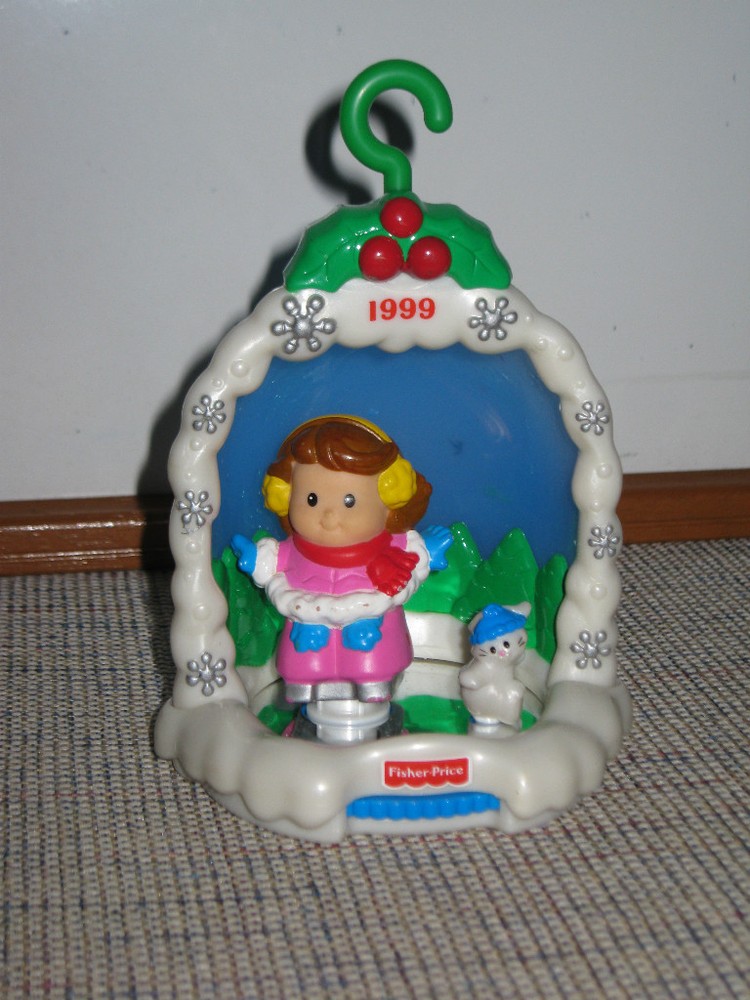 Fisher Price Little People 99 Christmas Maggie Tree Gift Santa Set-image