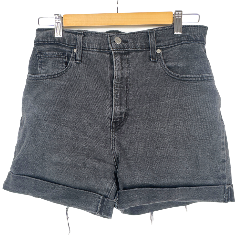 Levi’s High Waisted Mom Jean Shorts 31 Black Gray Wash Cuffed Denim Raw Hem