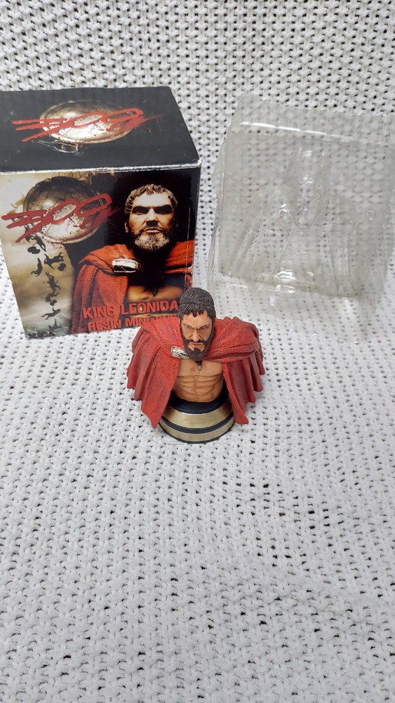 NECA 300 Movie King Leonidas Unhelmeted Resin Mini-Bust with Box
