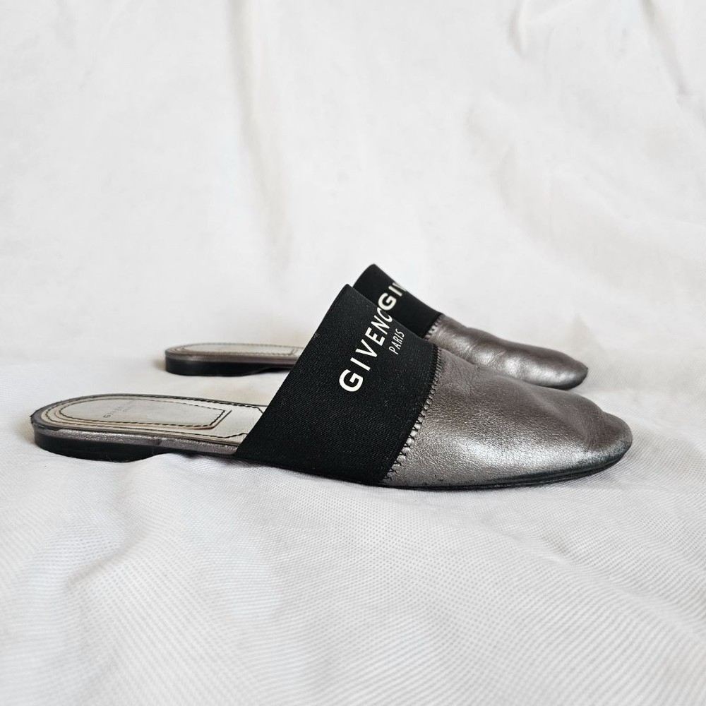 Givenchy Silver Mule Flats, 38