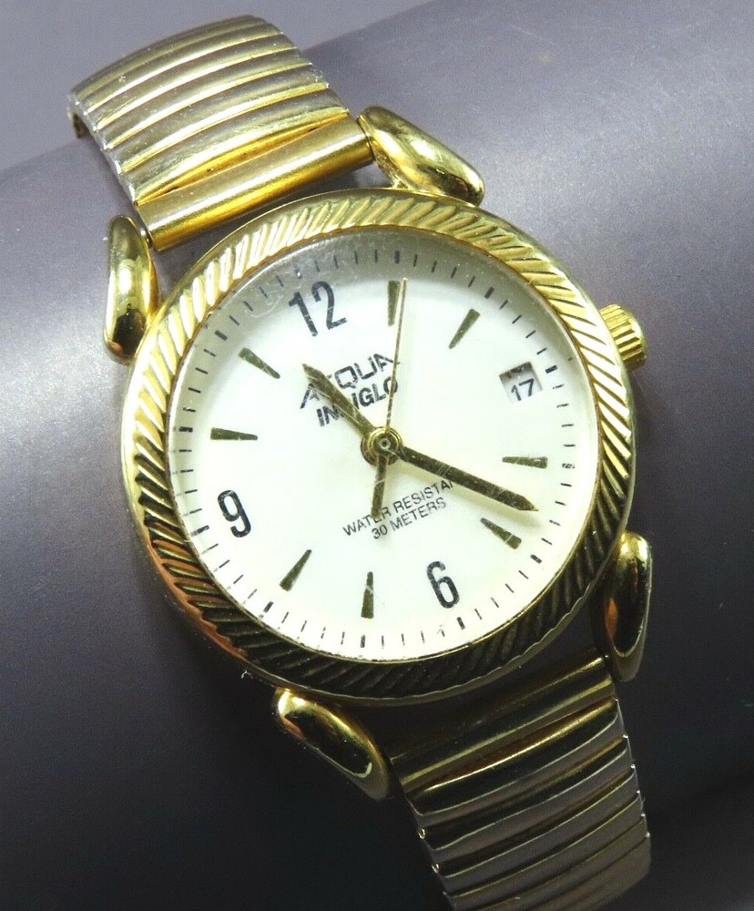 ACQUA Vintage GOLD STRETCH BRACELET DATE WRIST WATCH Indiglo 30 METER WR Classy!