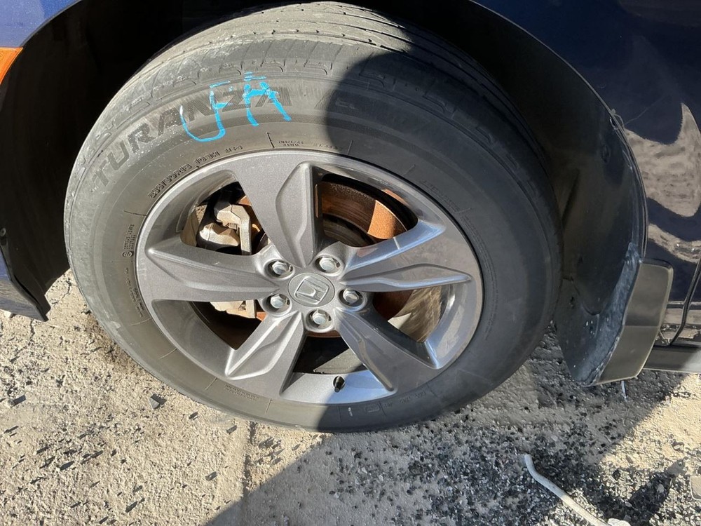 Wheel 18x7-1/2 Alloy 5 Straight Spoke Fits 18-23 ODYSSEY 4786538