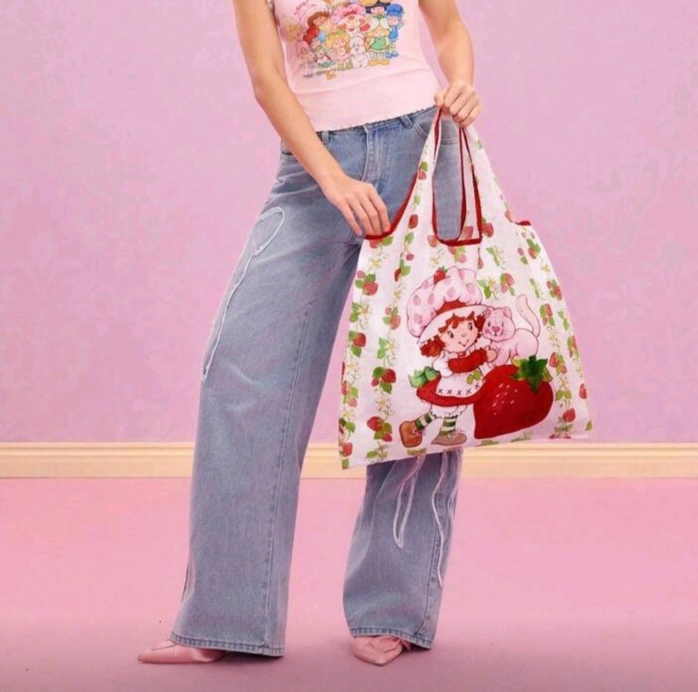 New 20” Strawberry shortcake bag