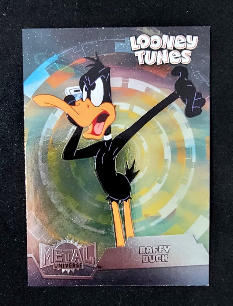 2024 Fleer Retro Looney Tunes MU-36 Daffy Duck Metal Universe Trading Card