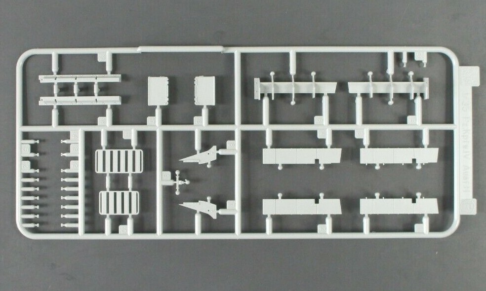 Dragon 1/35 Scale Panzer IV Bergepanzerwagen IV Parts Tree P from Kit No. 6438