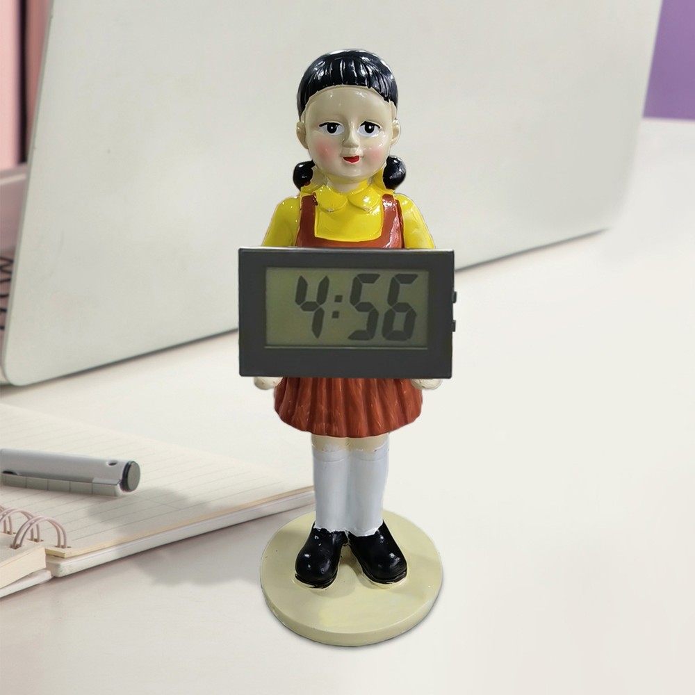 7'' Squid Game Young-Hee Wooden Statue, Squid Game Girl Countdown Ornaments