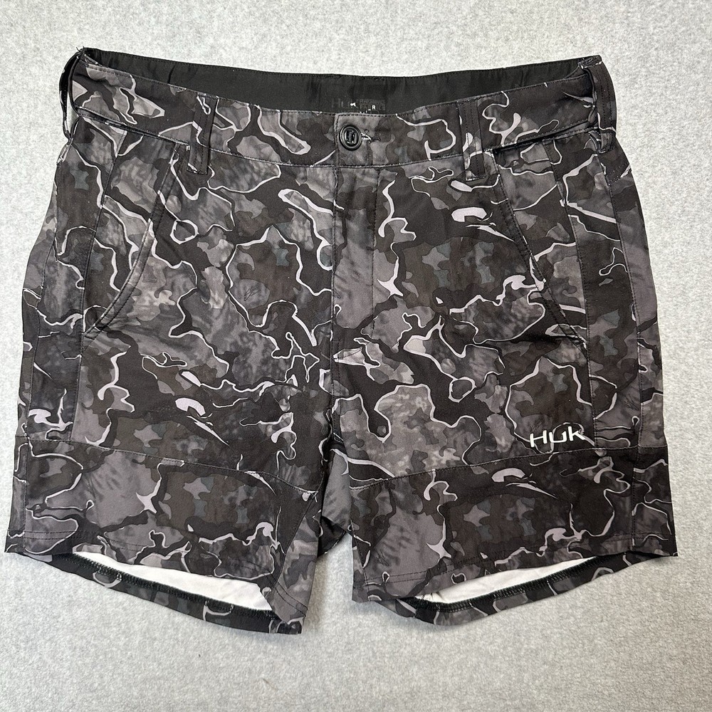 Men's HUK Low Country Fishing Shorts Black Gray Camo Large 6 inch Inseam