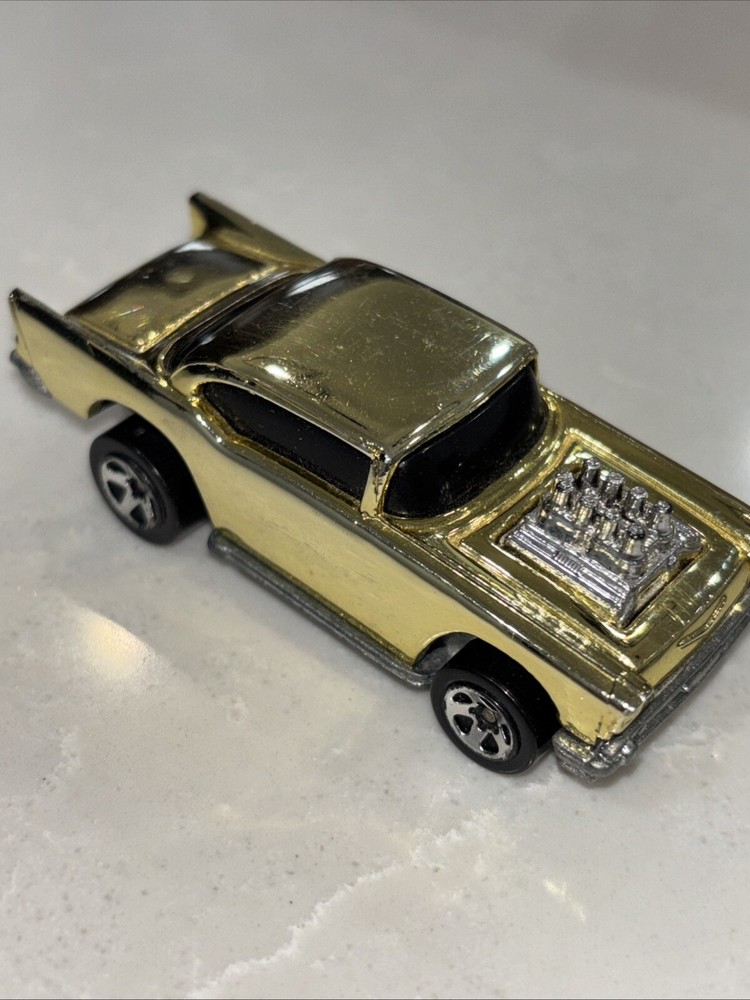 Vintage 1976 Hot Wheels 1957 Chevy Gold Chrome Body Chrome Engine U92