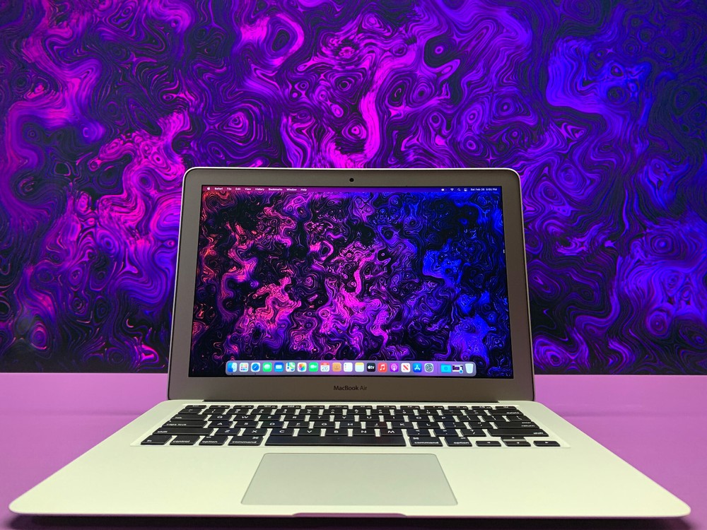 Apple MacBook Air i5 2.7GHz Turbo 256GB SSD 8GB RAM Monterey Warranty