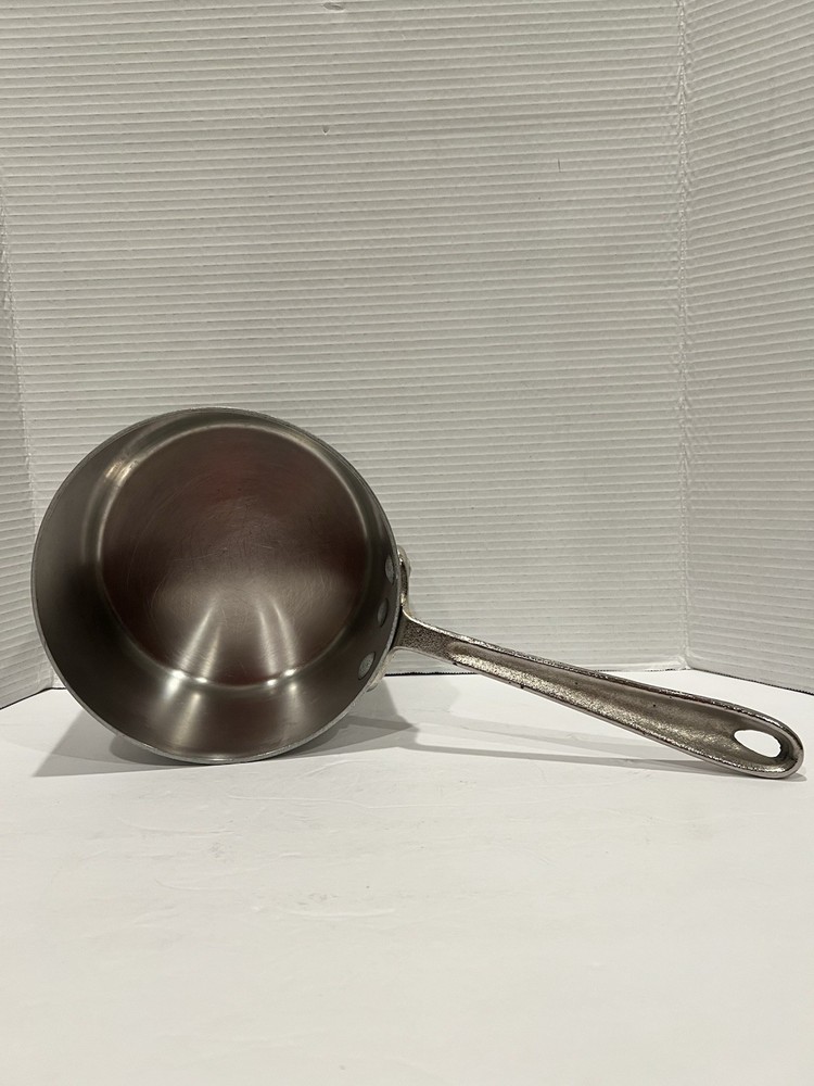 All-Clad 204 1/2 Master Chef 5 Qt Saucepan 8.25 Inch No Lid USA Made