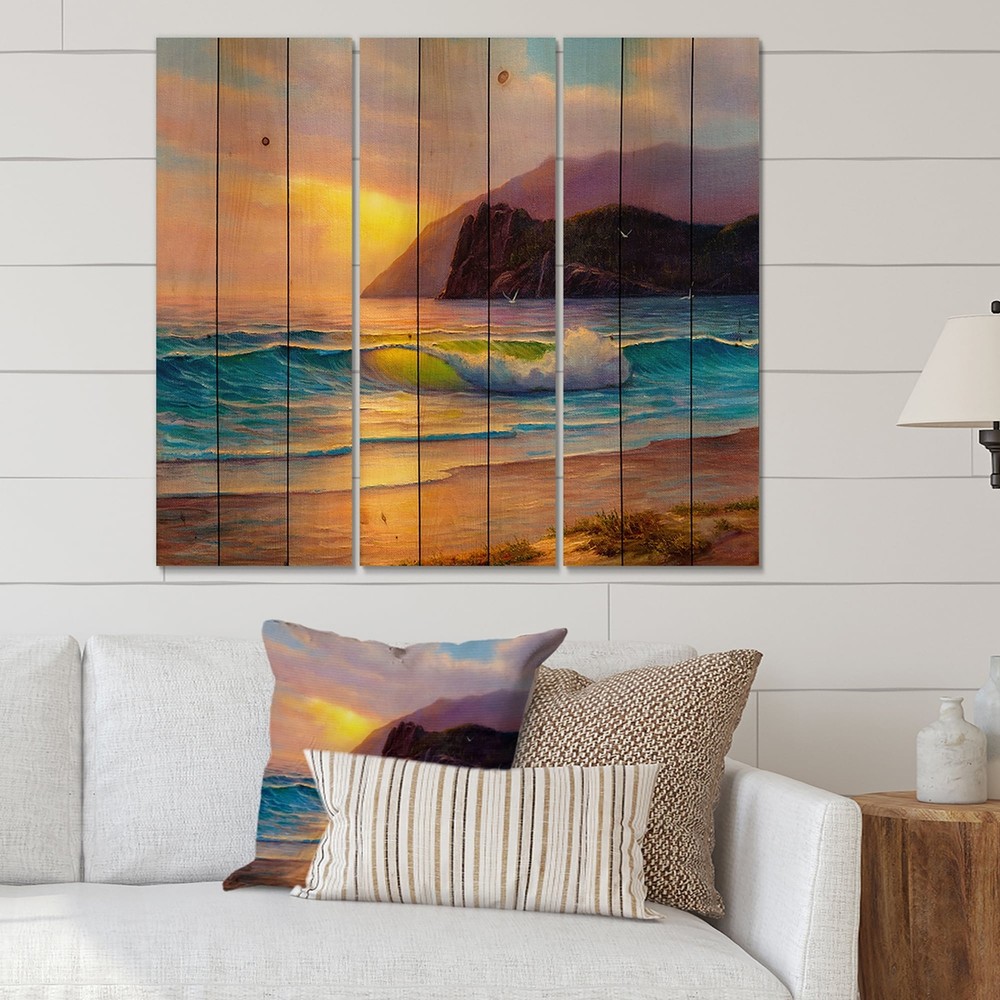 Designart 'Morning Sunlight On The Sea Waves V' Nautical &