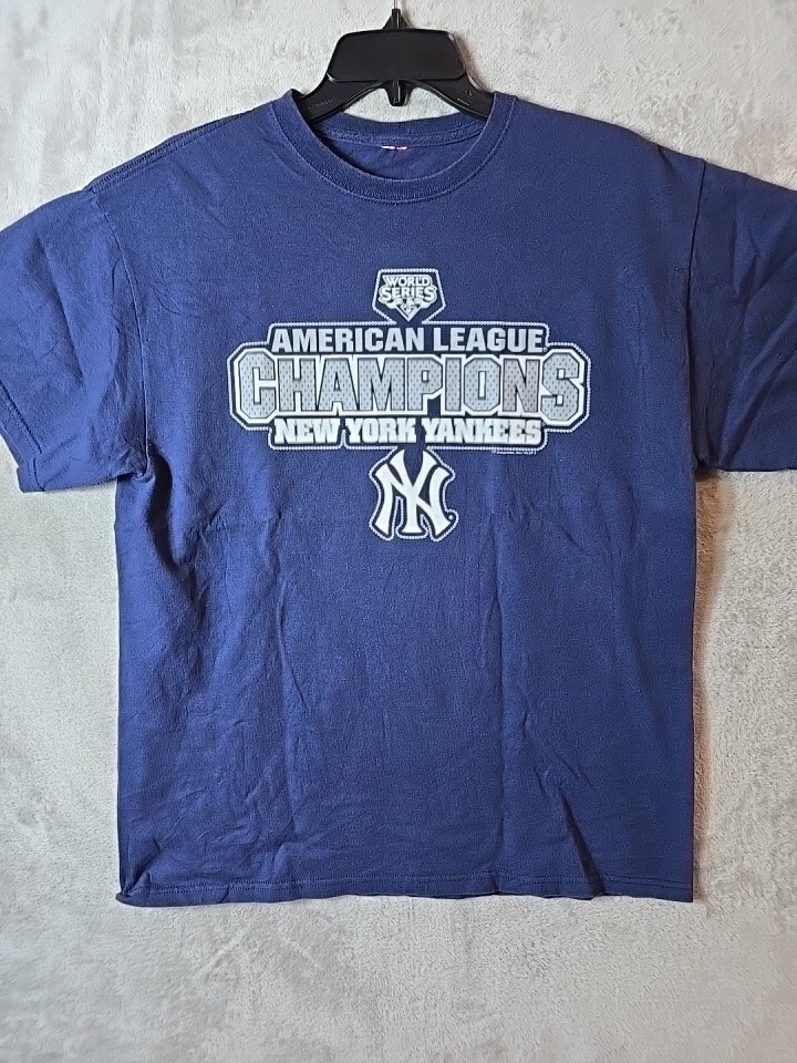 New York Yankees Men's Medium Blue T Shirt 2009 American League Champions