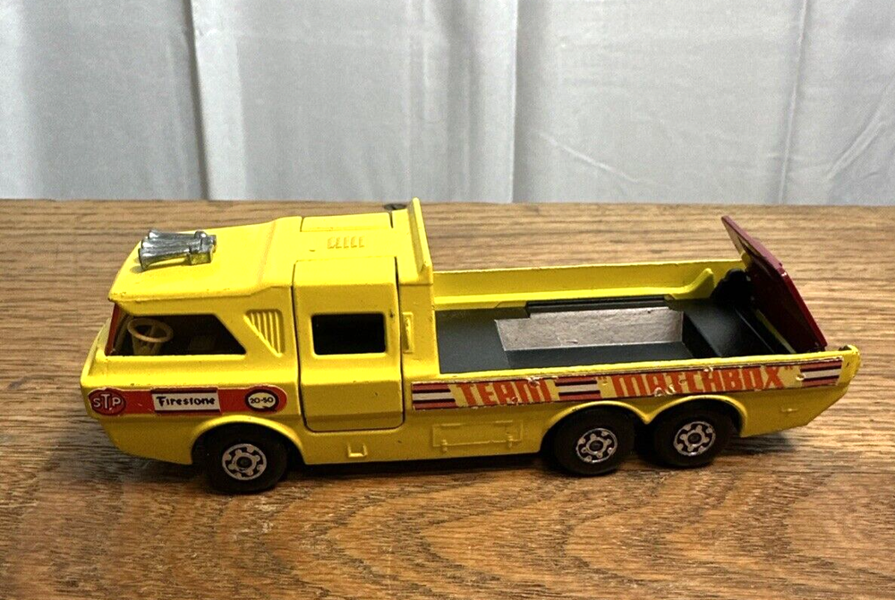 Matchbox Super Kings K-7 RACING CAR TRANSPORTER Vintage 1972 LESNEY England