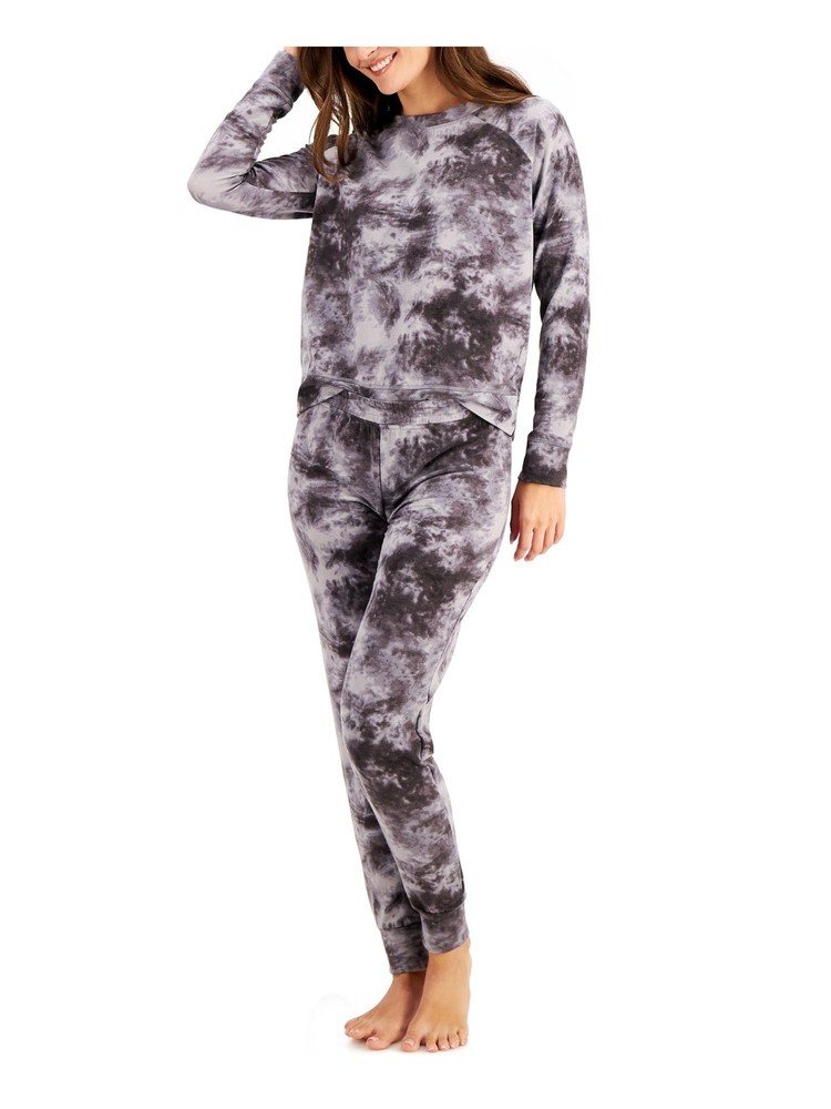 Cozy Gray Women's Long Sleeve PJ Set with Elastic Band & Cuffed Pants