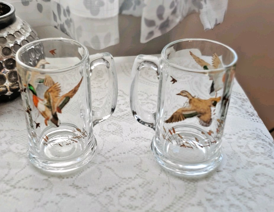 Pair Vintage Mallard Glasses Mugs 5.5