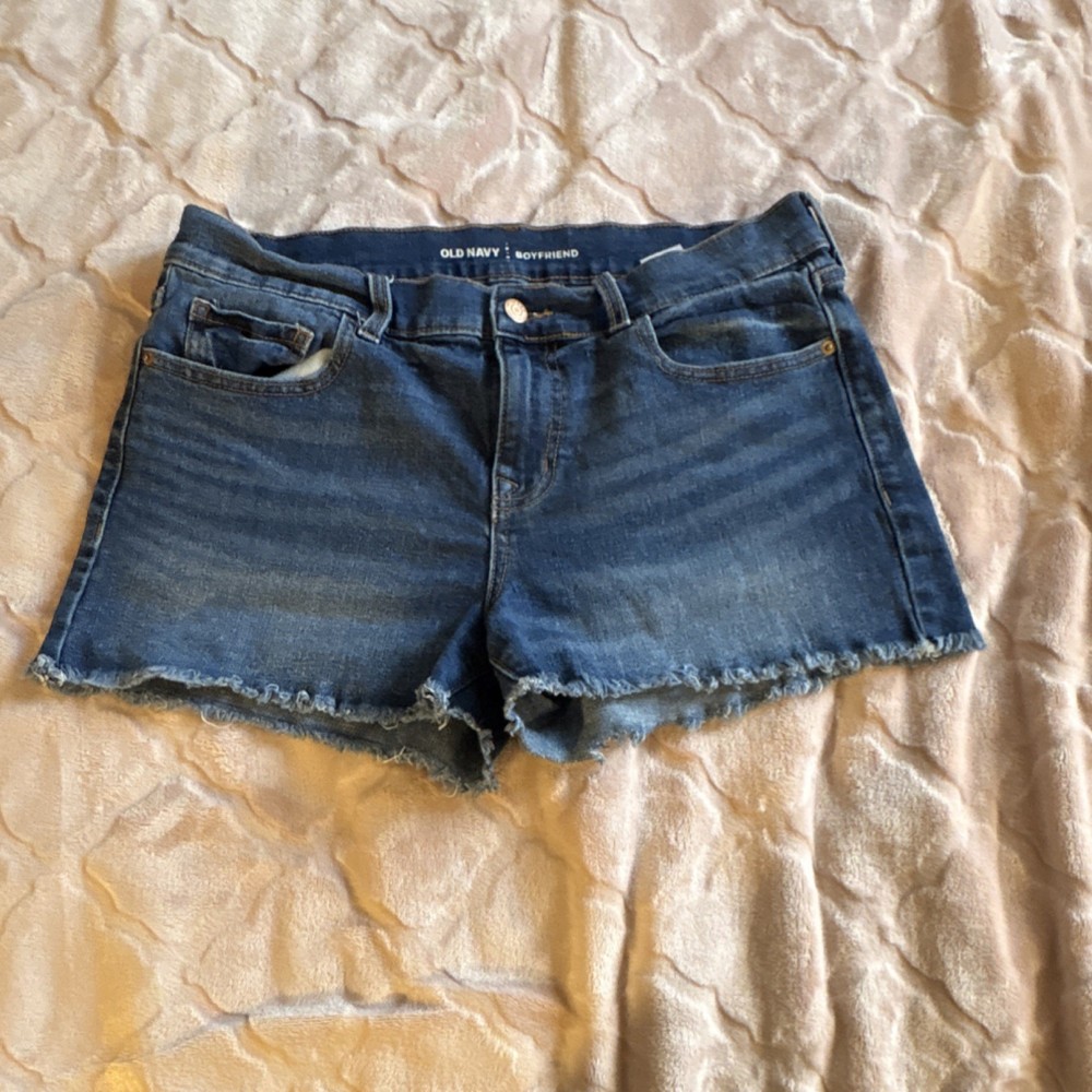 Old Navy Women's Boyfriend Denim Shorts Blue Frayed Hem Size 10 Regular