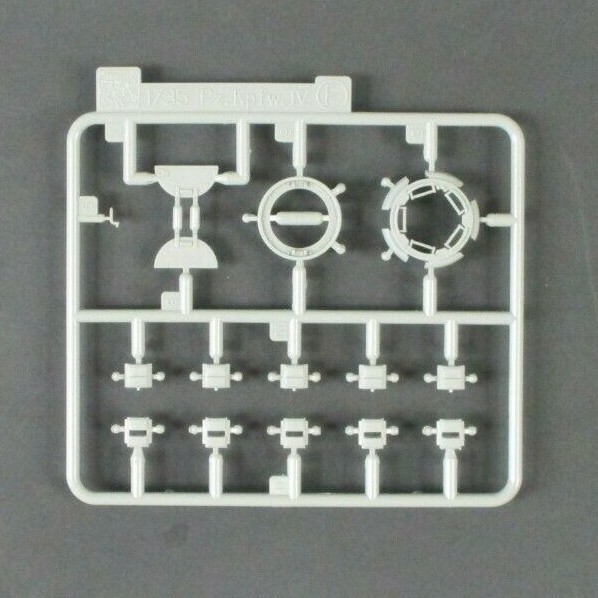 Cyber Hobby 1/35th Scake Pz.Bef.Wg.III Ausf.J Parts Tree F from Kit No. 6544