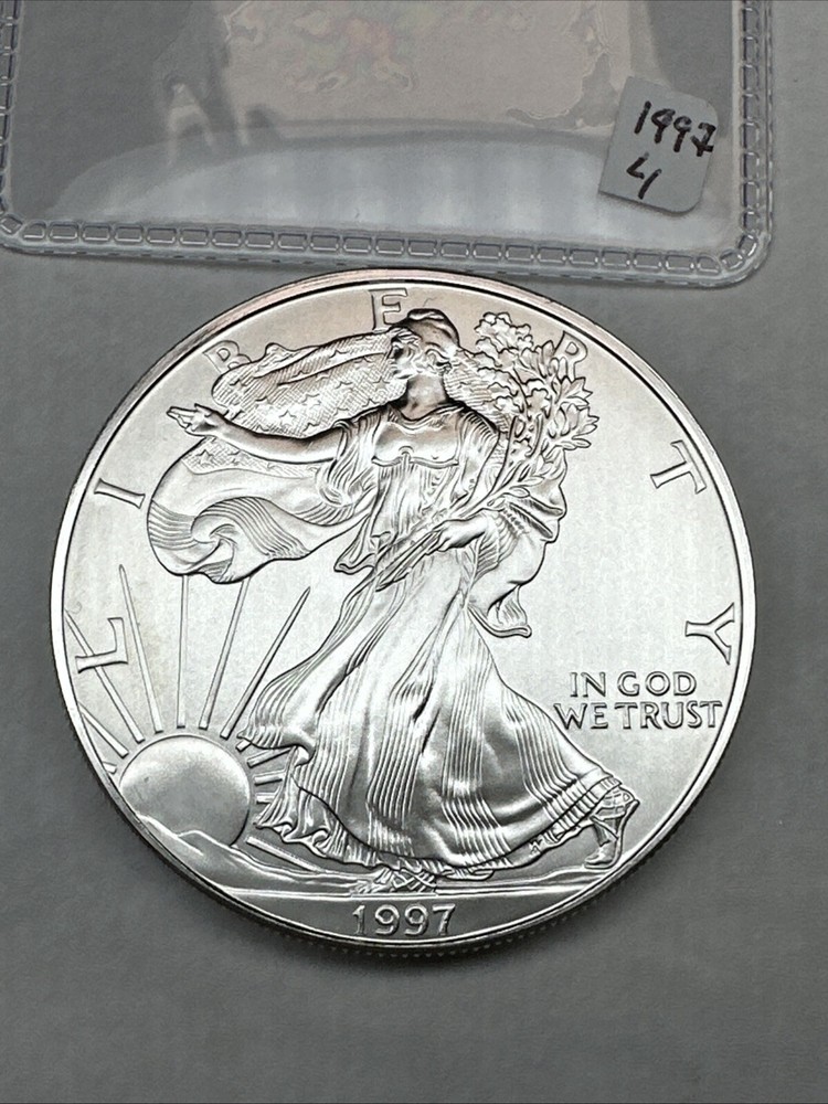 1997 Silver American Eagle. 1oz 0.999 Fine Silver. BU / Uncirculated Better Date