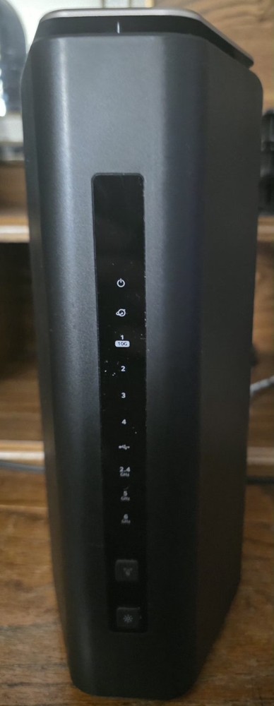 Netgear Nighthawk RS600 WiFi 7 BE18000 Tri-Band Router, Beamforming, 4 LAN