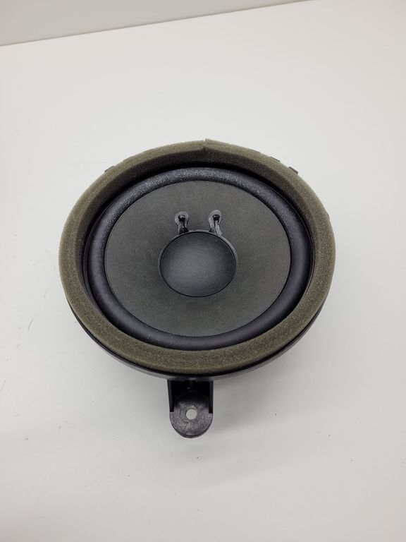 2015 Volvo V40 Diesel Front Door Speaker 30657445 SVJ5037 OEM Replacement