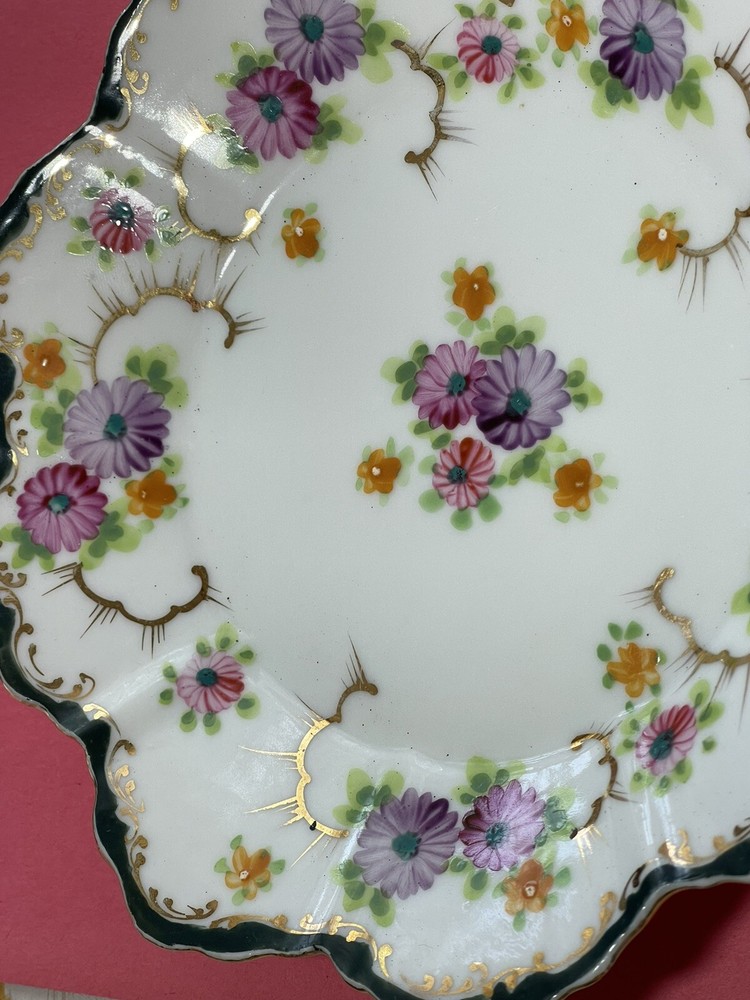 Vintage 8-Inch Hand-Painted Floral Plate with Gold Gilt Design