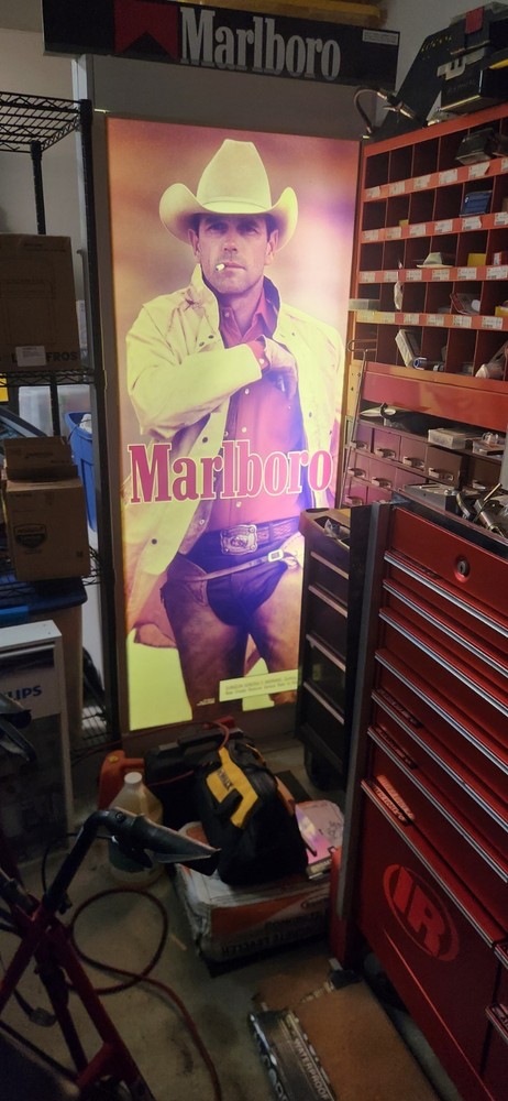 Marlboro Light Up Sign