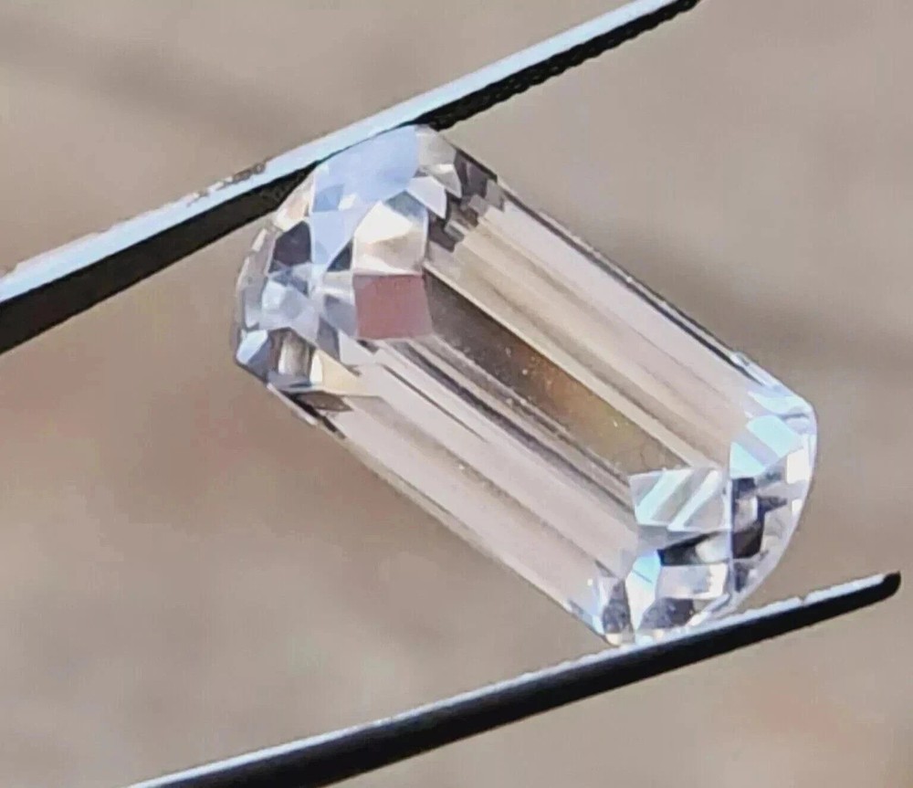 Stunning White Sapphire Fancy Cut 24.80 Ct Natural Loose Gemstone GIE Certified