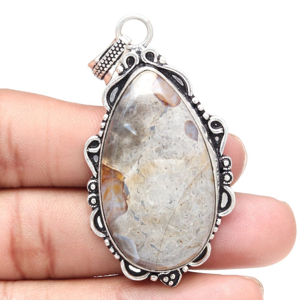 Handmade Antique Crazy Lace Agate Gemstone Necklace 2.5 Inches