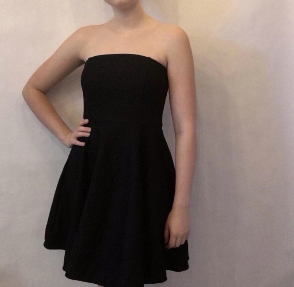 black strapless dress