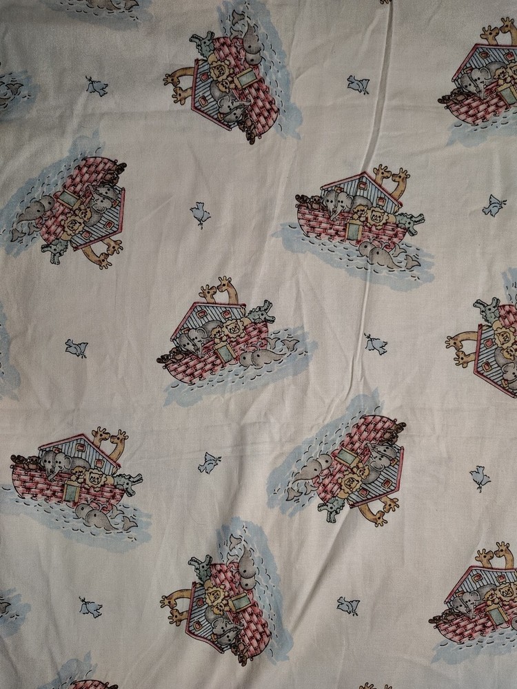 VINTAGE NOAH'S ARK BABY 🍼 FABRIC Panel SCRAP 42
