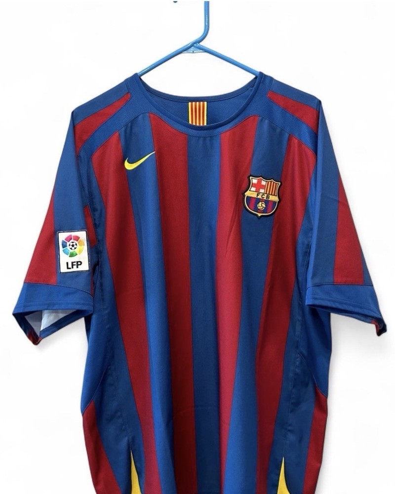Nike  Barcelona Ronaldinho 2005-2006 Original  Jersey Size XL