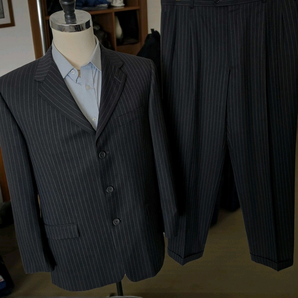Hickey Freeman Suit 42r 35x31 Canvased Chalk Stripe Like Drop 7 1990s 3 Button