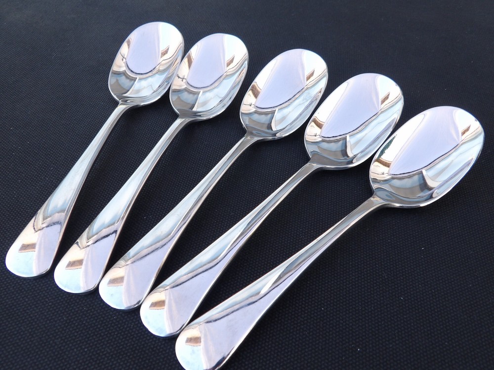 Oneida Chandler  18/10 Stainless Flatware Table Spoons- 5 Total