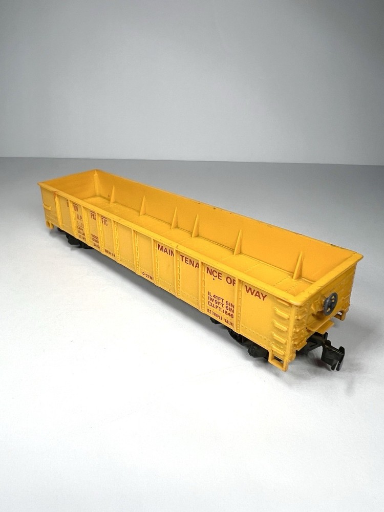 Vintage Tyco HO Scale Union Pacific Maintenance Train Set