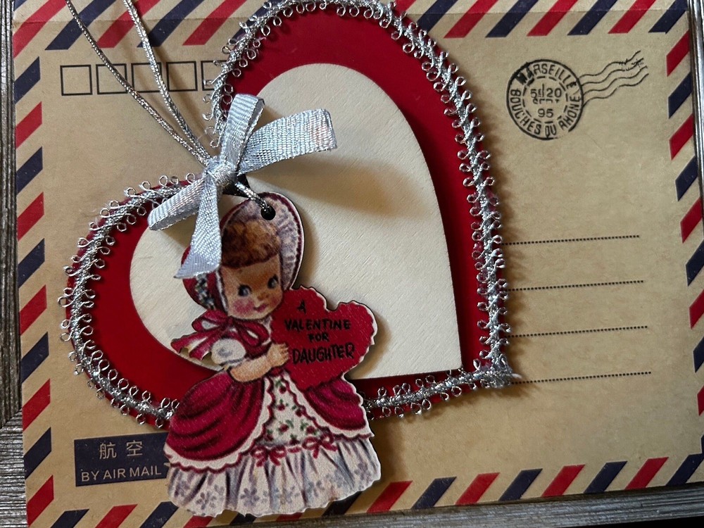 Valentines Gift Card Ornament With Vintage Style Envelope-image