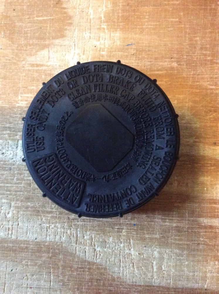 OEM Honda Odyssey Brake Fluid Reservoir Cap 2005-2015
