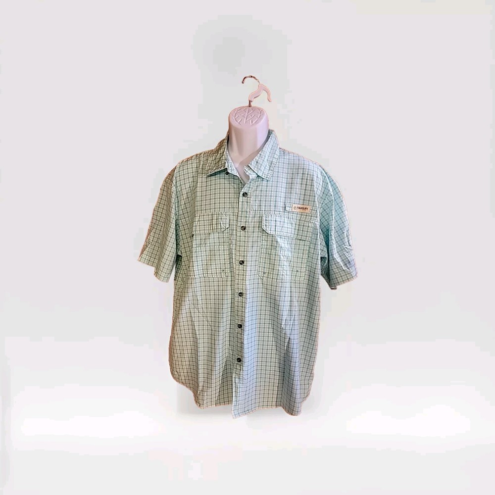 Magellan Outdoors Moisture Wick Fish Gear Blue Check Short Sleeve Shirt Men's L