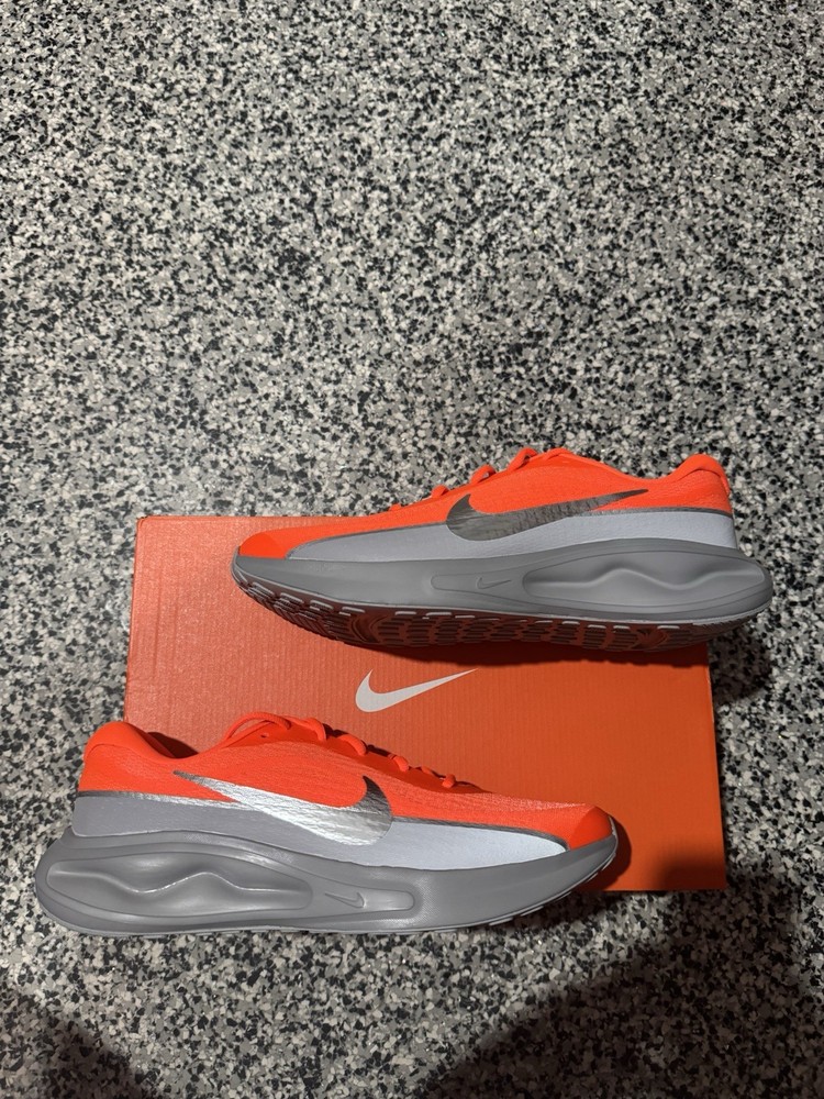 Nike Journey Run PRM Orange Silver Running Shoes HQ2936-800 New Men's Size 11.5