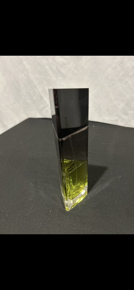 GIVENCHY VERY IRRESISTIBLE edt 100ml Half Full  (DISCONTINUED)  SEE PICS