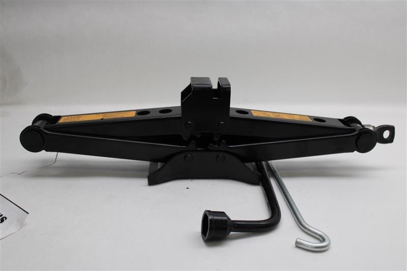 Used Floor Jack fits: 2017 Nissan Murano  Grade A