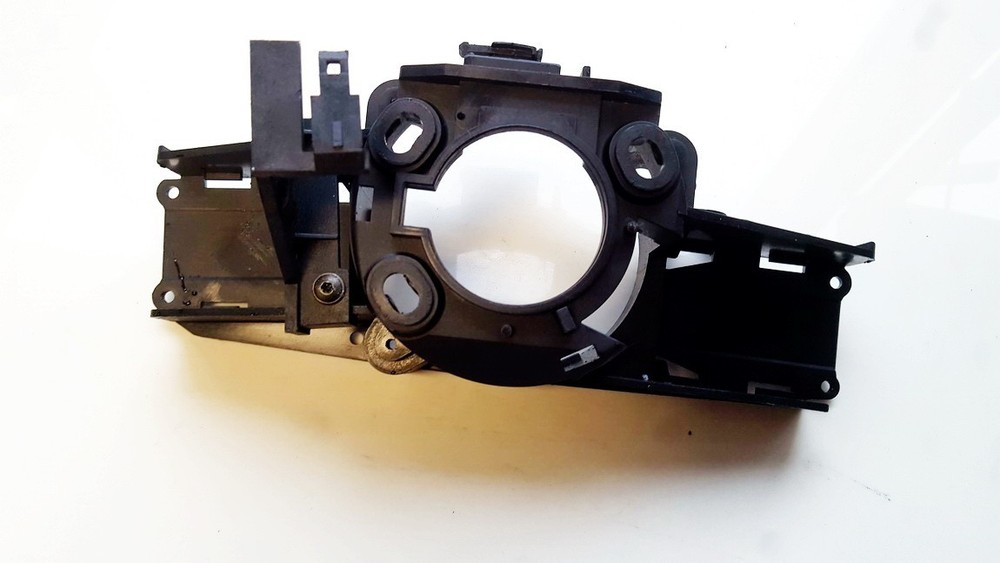 Peugeot 406 DE820325-32 Spare Parts 9618706880