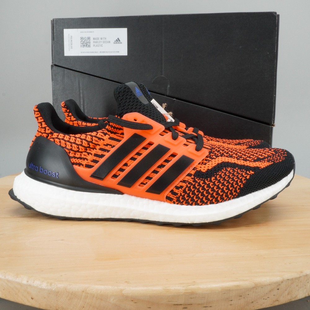 Adidas Ultraboost 5.0 DNA Mens Size 8.5 Shoes Solar Red Black Running Boost NEW